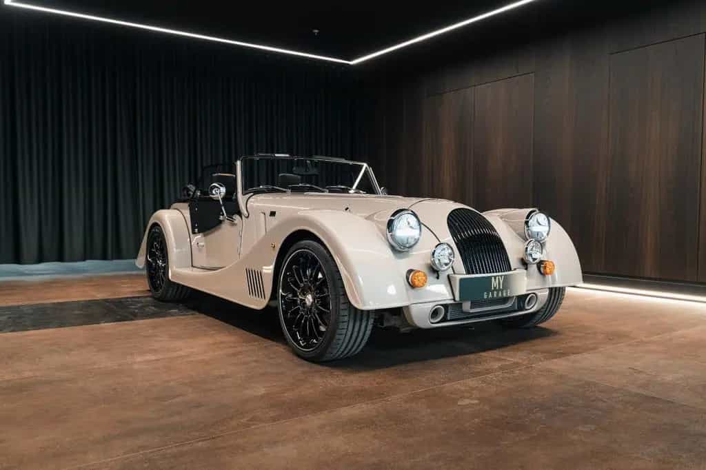 Morgan Plus 6 * MY 2023 * 03/2023-photo-2