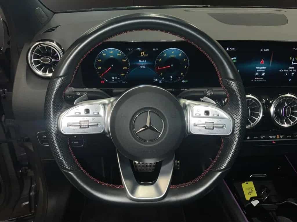 Mercedes-Benz GLA-Class 250 4M AMG PANORAMA SPURPAKET PDC KAMERA LED 01/2022-photo-9