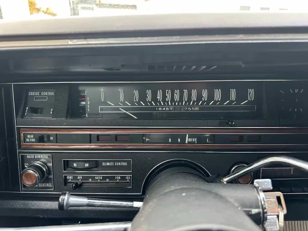 Cadillac Eldorado Fleetwood Eldorado,Bj.69,orig.29.764kmScheckheft 07/1969-photo-11