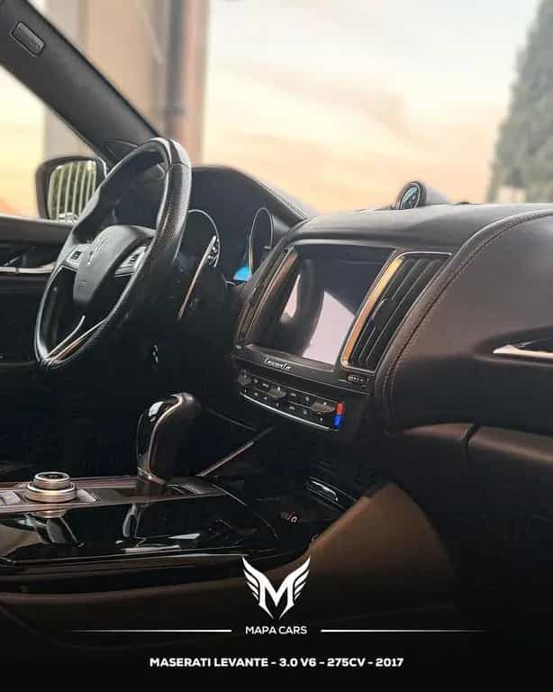 Maserati Levante V6 Diesel 275 CV AWD 03/2017-photo-11