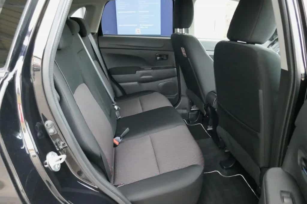 Mitsubishi ASX 2.2 DI-D 4WD Automatik Edition 100+ AHK KAM 08/2017-photo-13