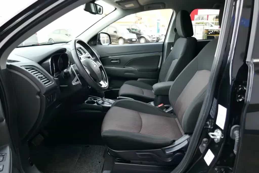 Mitsubishi ASX 2.2 DI-D 4WD Automatik Edition 100+ AHK KAM 08/2017-photo-4