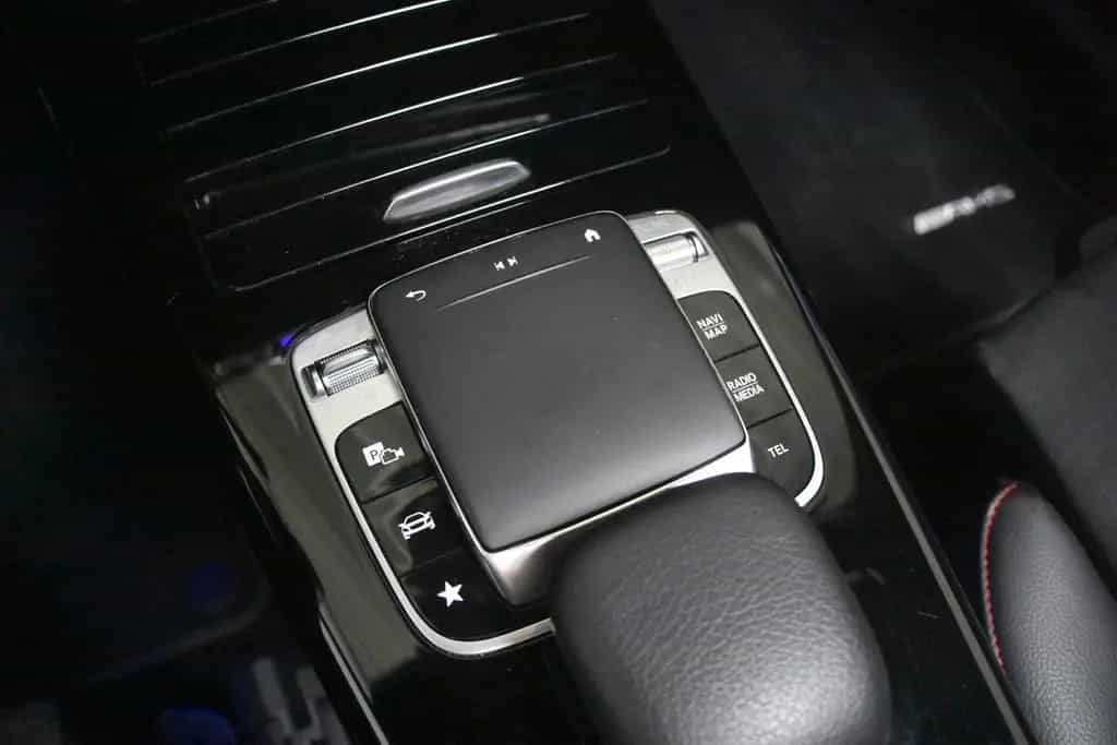 Mercedes-Benz CLA 220 Shooting Brake CLA 220 AMG DCT LED Navi Ambiente Pano Kamera 12/2019-photo-24