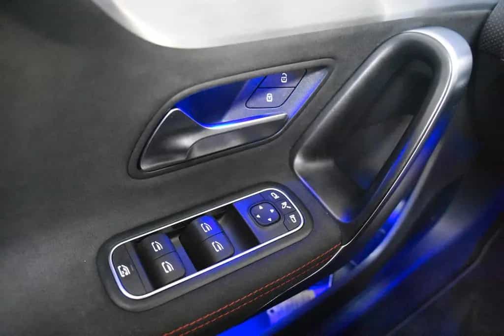 Mercedes-Benz CLA 220 Shooting Brake CLA 220 AMG DCT LED Navi Ambiente Pano Kamera 12/2019-photo-27