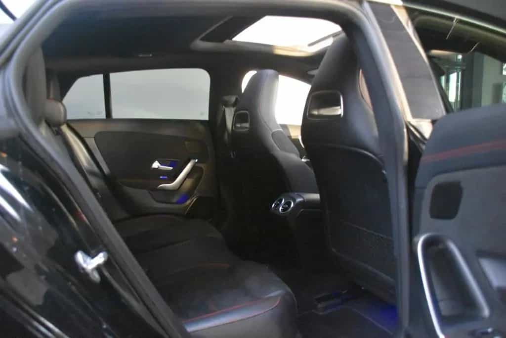 Mercedes-Benz CLA 220 Shooting Brake CLA 220 AMG DCT LED Navi Ambiente Pano Kamera 12/2019-photo-28
