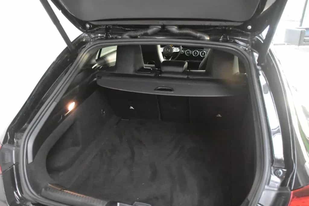Mercedes-Benz CLA 220 Shooting Brake CLA 220 AMG DCT LED Navi Ambiente Pano Kamera 12/2019-photo-5