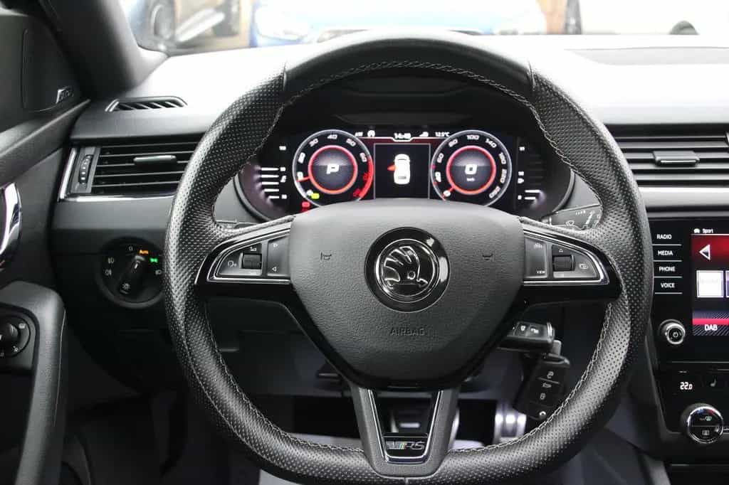 Skoda Octavia 2.0 Combi RS 245 DigiTacho/CANTON/Pano 12/2018-photo-16