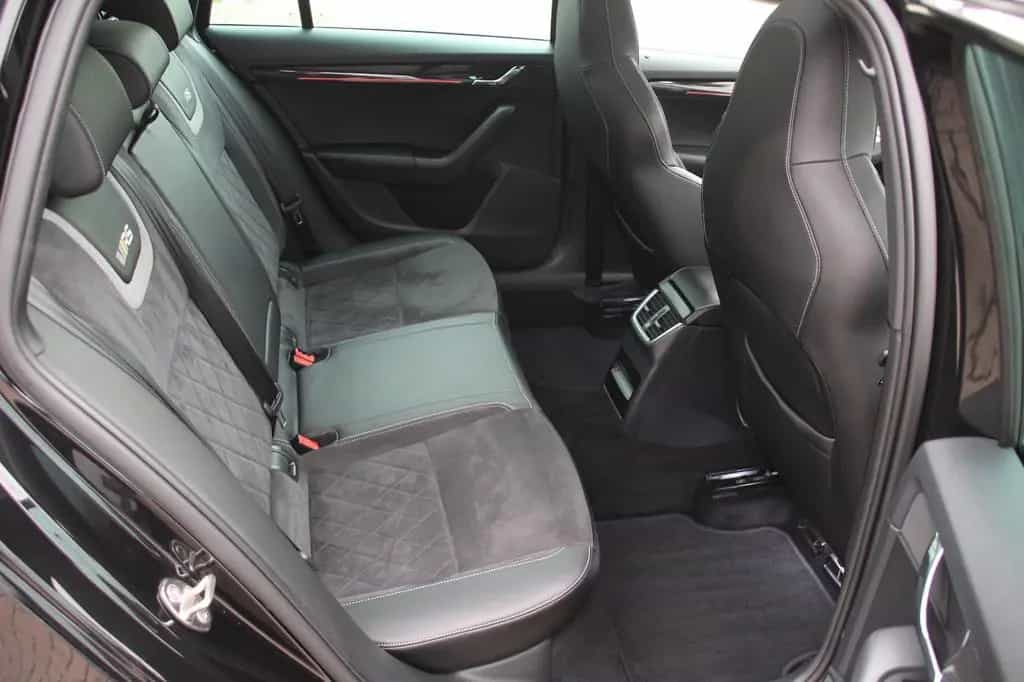 Skoda Octavia 2.0 Combi RS 245 DigiTacho/CANTON/Pano 12/2018-photo-19