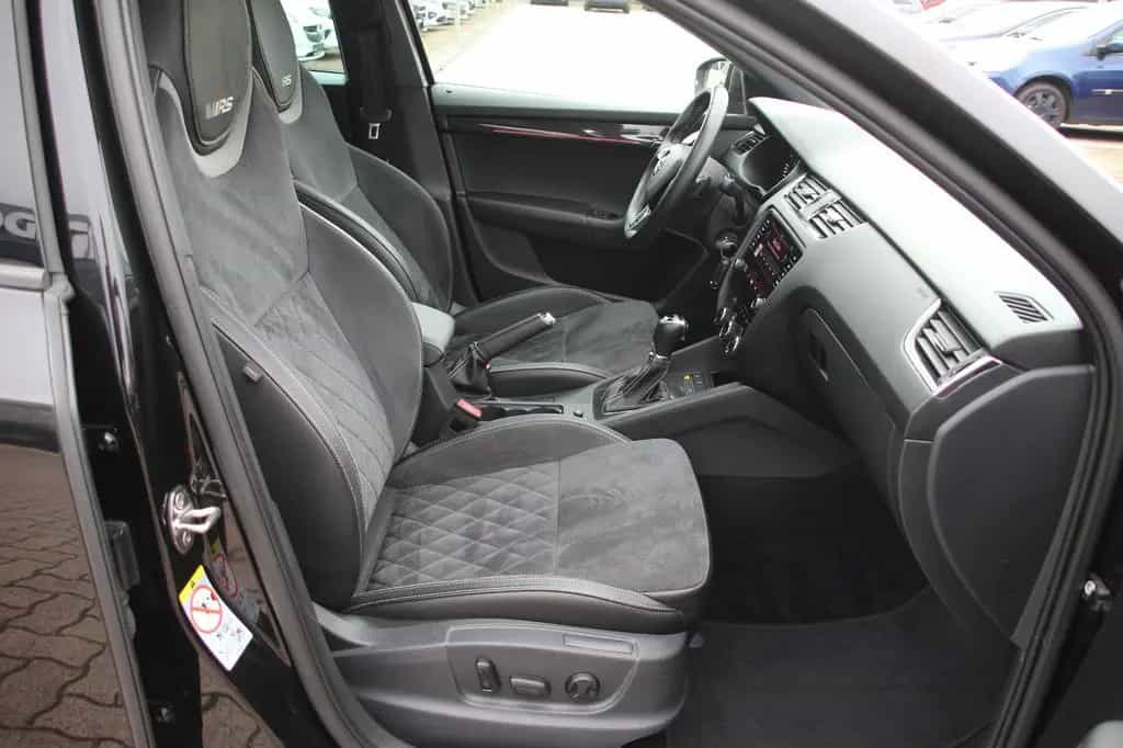 Skoda Octavia 2.0 Combi RS 245 DigiTacho/CANTON/Pano 12/2018-photo-20