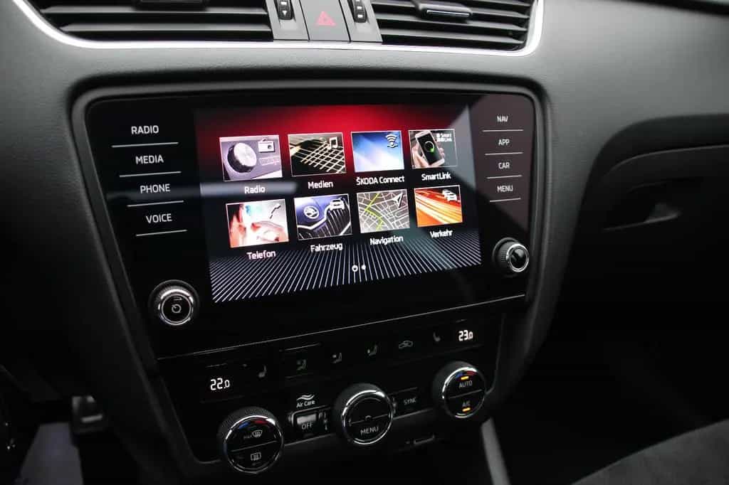 Skoda Octavia 2.0 Combi RS 245 DigiTacho/CANTON/Pano 12/2018-photo-31