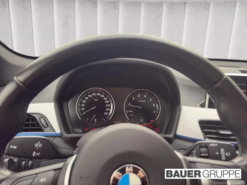 BMW X1 xDrive20i M Sport LED Pano Dach Navi Sitz Hei 08/2019-photo-11