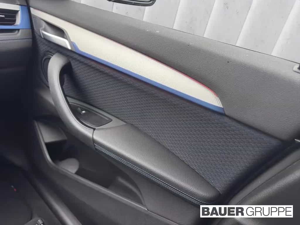 BMW X1 xDrive20i M Sport LED Pano Dach Navi Sitz Hei 08/2019-photo-17