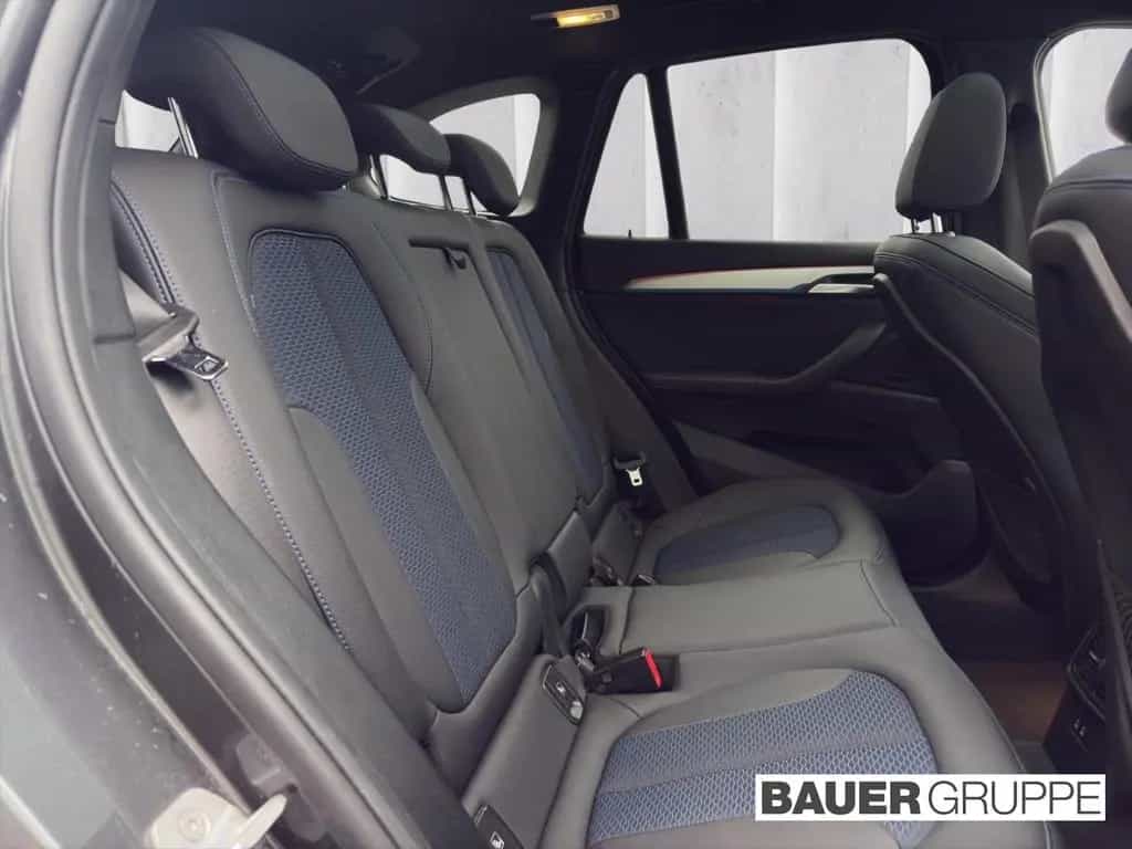 BMW X1 xDrive20i M Sport LED Pano Dach Navi Sitz Hei 08/2019-photo-19