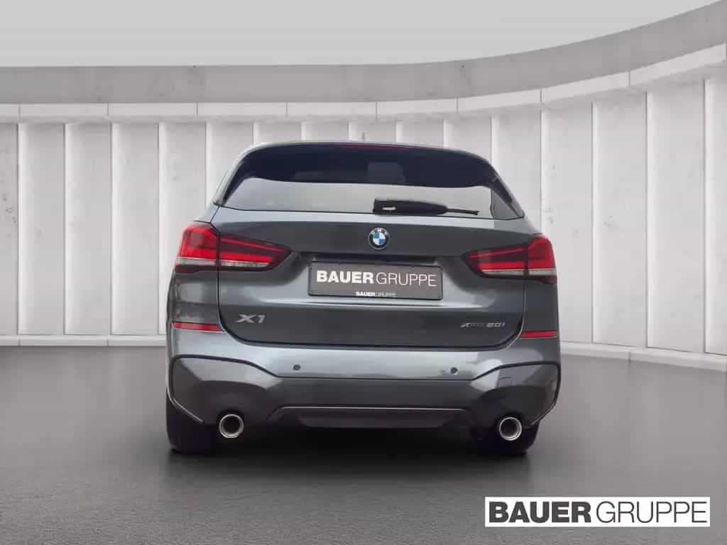 BMW X1 xDrive20i M Sport LED Pano Dach Navi Sitz Hei 08/2019-photo-4