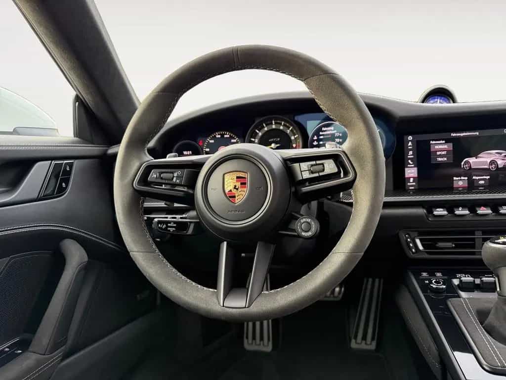 Porsche 992 911 GT3 Clubsport BOSE Kamera Chrono Carbon 06/2021-photo-10