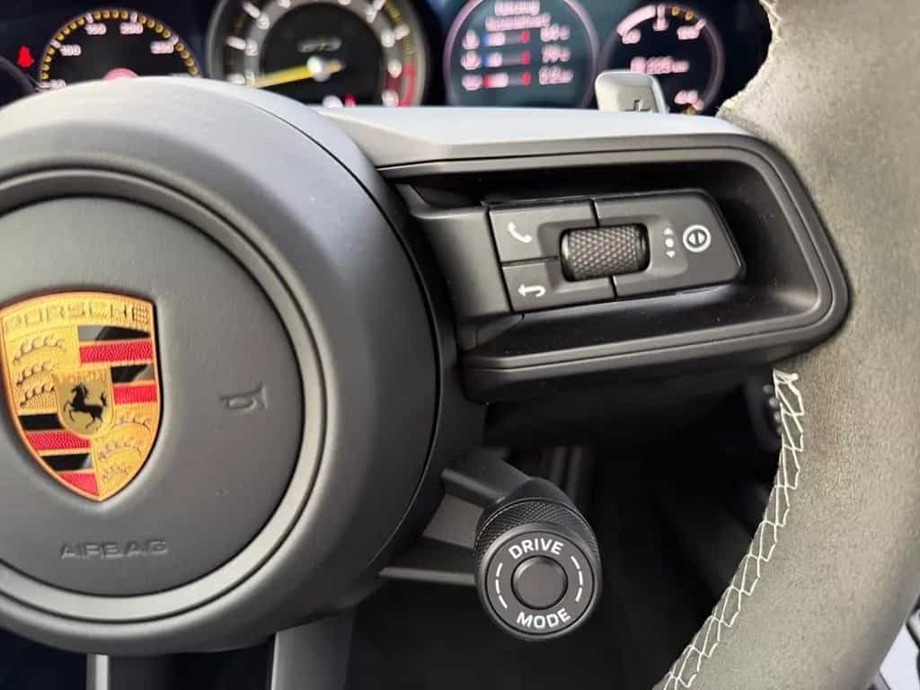 Porsche 992 911 GT3 Clubsport BOSE Kamera Chrono Carbon 06/2021-photo-11