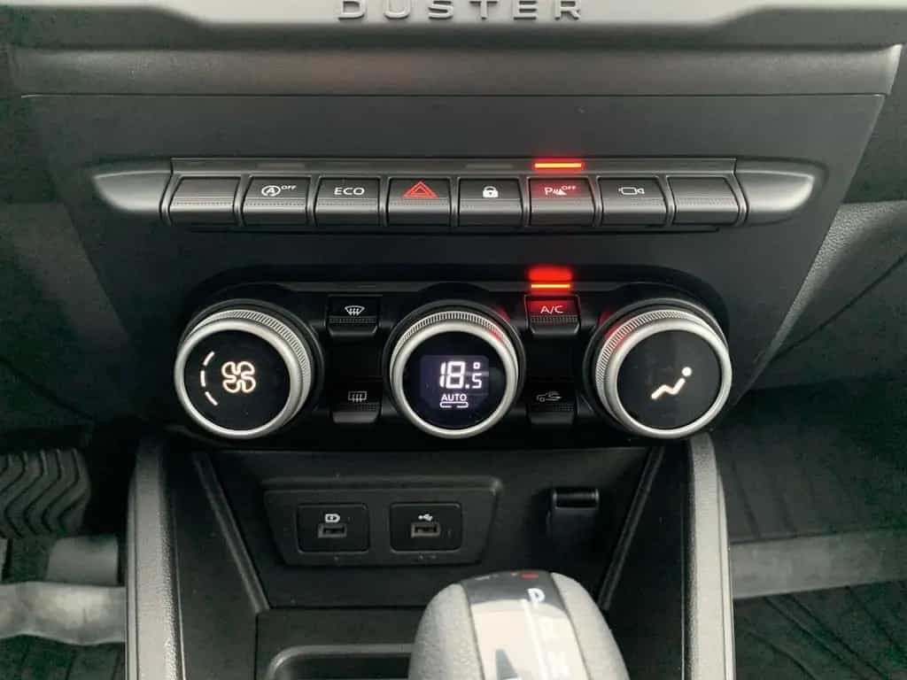 Dacia Duster EXTREME TCe 150 EDC LED+NAVI+360°KAMERA 01/2024-photo-16