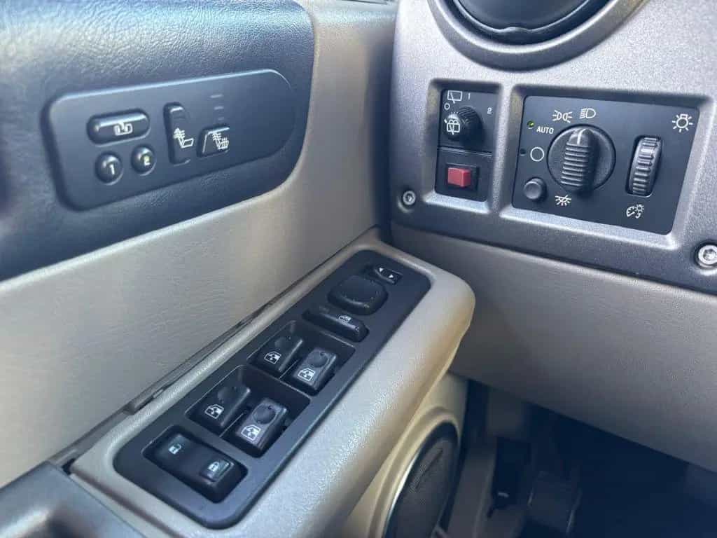 Hummer H2 6.0 V8 2003 Youngtimer Schiebedach Benzine 07/2003-photo-17