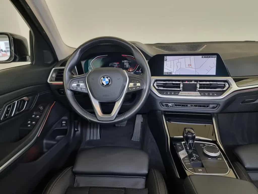 BMW 320 d Sport Line LED ACC AHK Navi Hifi T-Leder 10/2021-photo-8