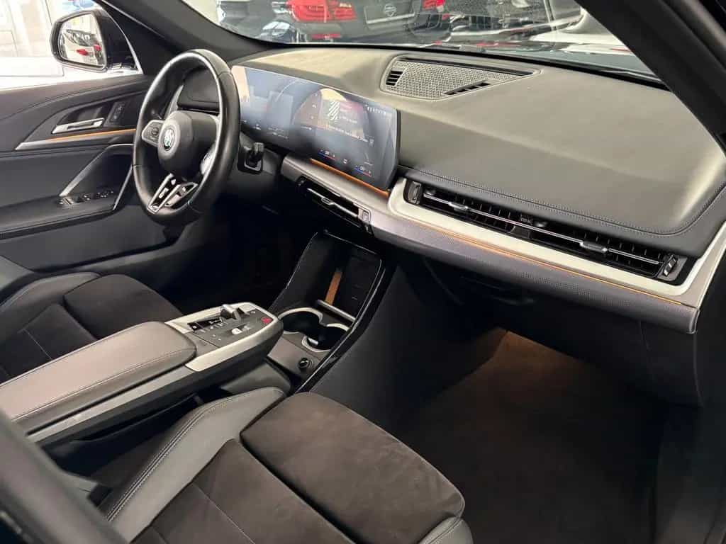 BMW X1 sDrive18i Steptronic M Paket Sport Led Top 11/2023-photo-12