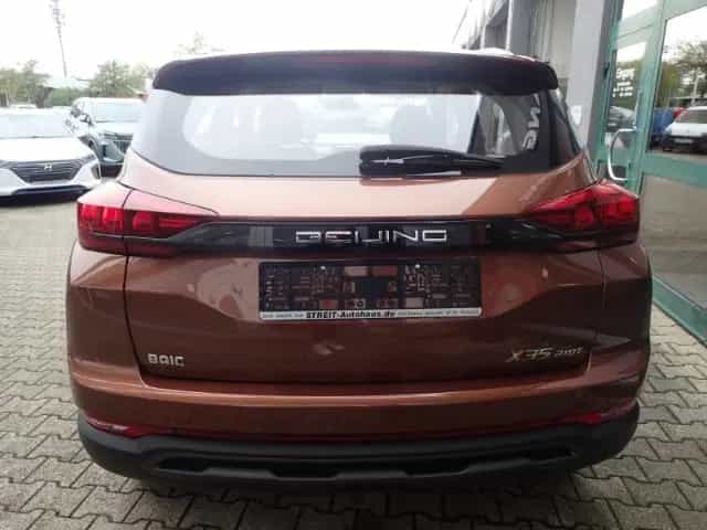 BAIC Beijing X35 1,5L Turbo LED Apple CarPlay Android null-photo-4