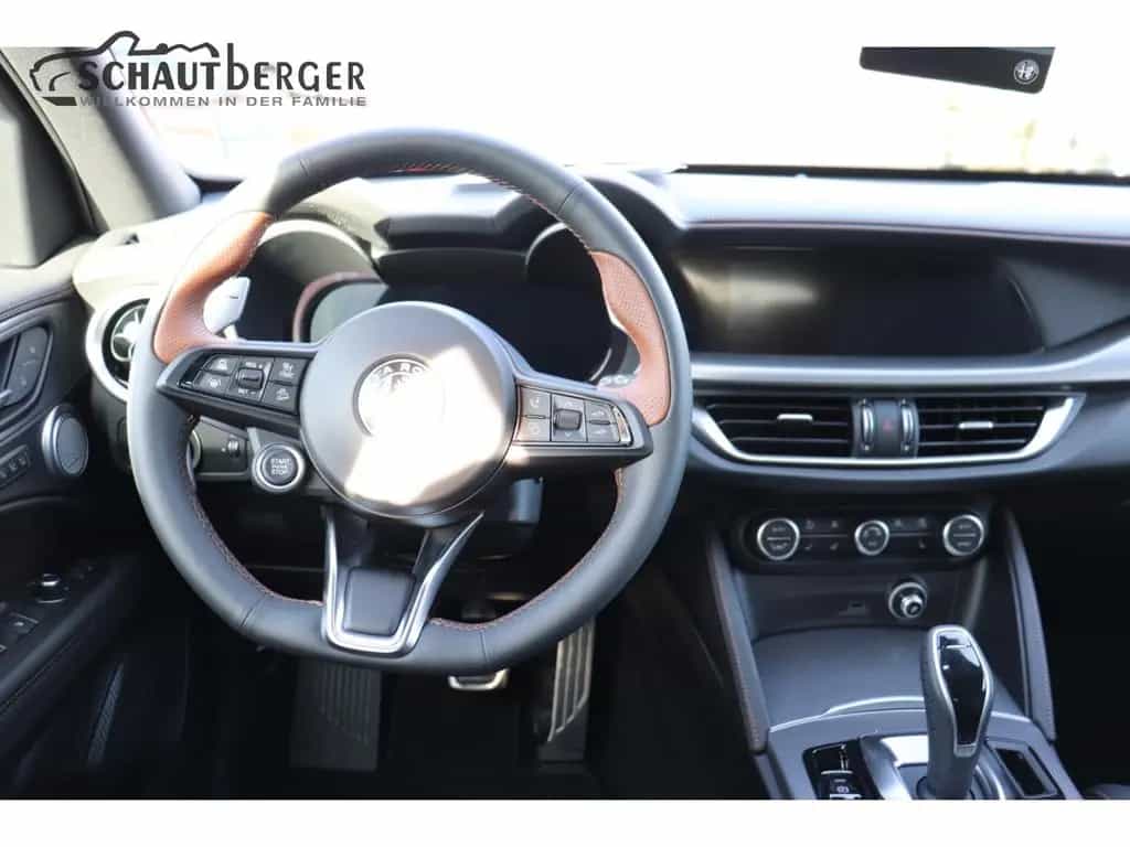 Alfa Romeo Stelvio Intensa Q4 AD AHK-el. klappb. Navi Digit 12/2025-photo-15