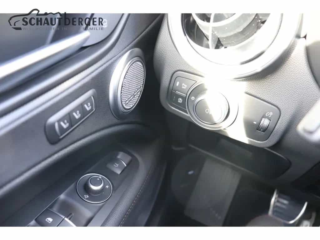 Alfa Romeo Stelvio Intensa Q4 AD AHK-el. klappb. Navi Digit 12/2025-photo-22