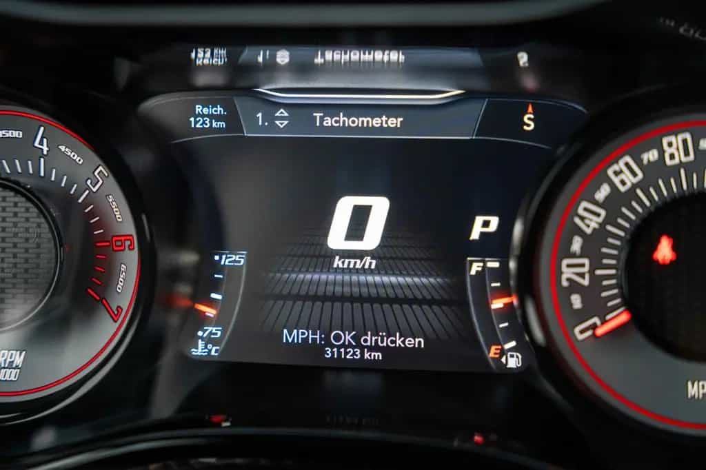 Dodge Challenger 6,4 SCAT PACK PLUS 06/2022-photo-27