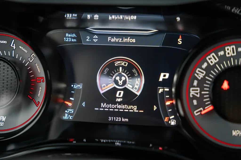 Dodge Challenger 6,4 SCAT PACK PLUS 06/2022-photo-29