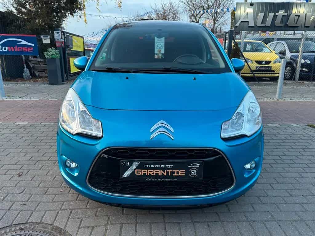 Citroën C3 1.6 Exclusive*Aut*Klima*PDC*Temp*TÜV NEU* 07/2012-photo-1