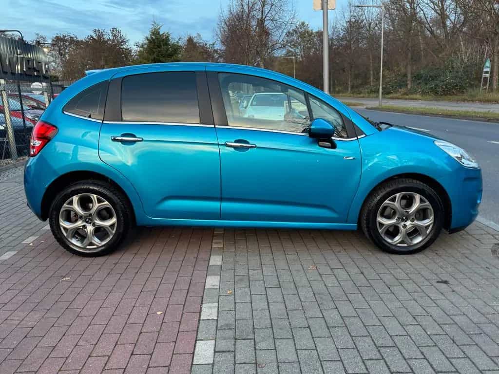 Citroën C3 1.6 Exclusive*Aut*Klima*PDC*Temp*TÜV NEU* 07/2012-photo-3
