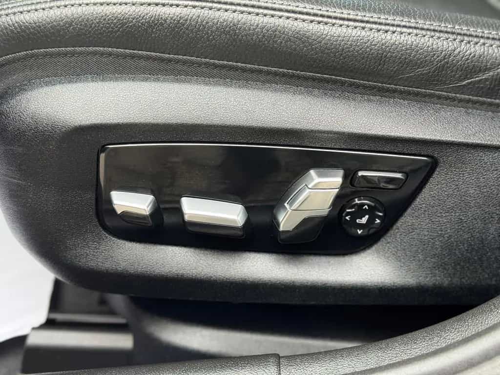 BMW 520 d Touring xDrive Laser HUD DriAssPro Dakota A 06/2022-photo-12