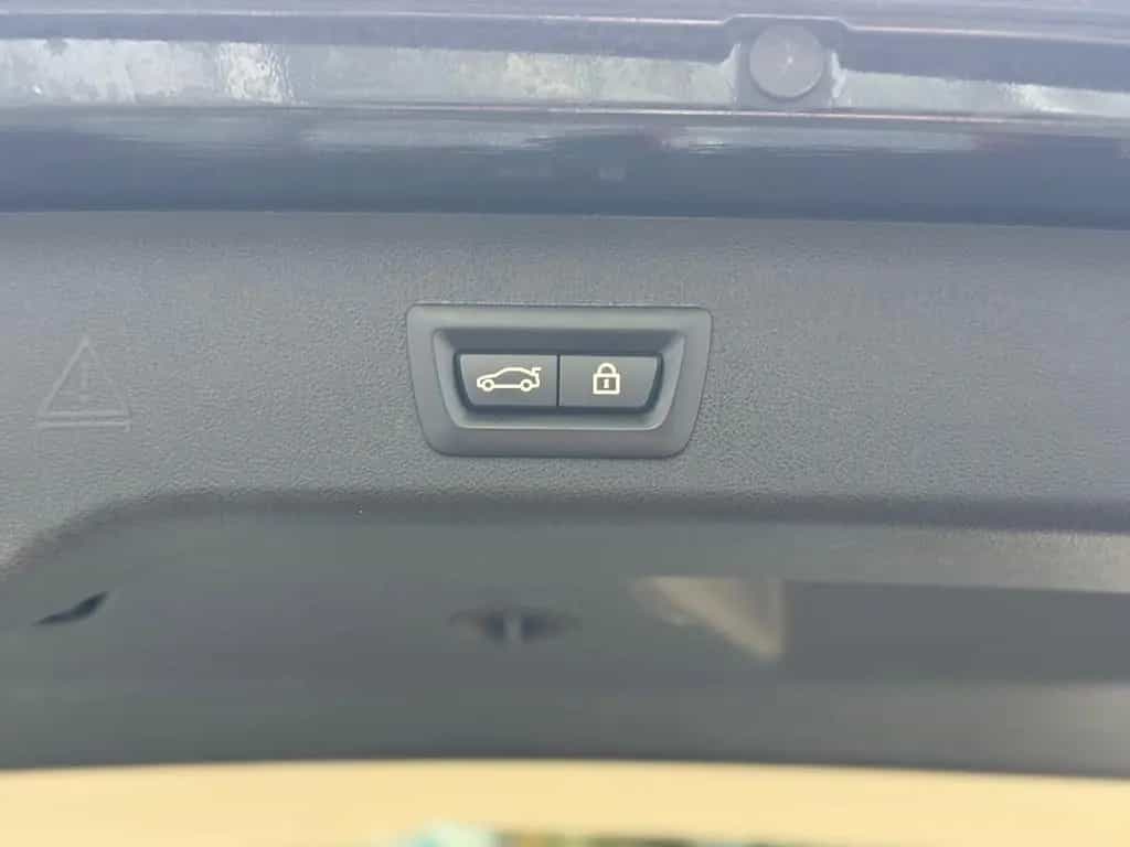 BMW 520 d Touring xDrive Laser HUD DriAssPro Dakota A 06/2022-photo-28
