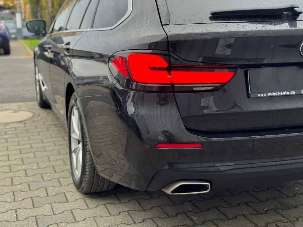 BMW 520 d Touring xDrive Laser HUD DriAssPro Dakota A 06/2022-photo-43