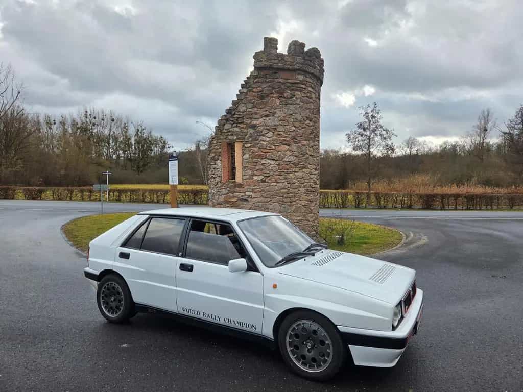 Lancia Delta Integrale 16V weiß H-Zulassung Oldtimer 07/1991-photo-18