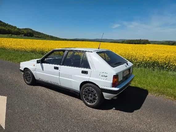 Lancia Delta Integrale 16V weiß H-Zulassung Oldtimer 07/1991-photo-19