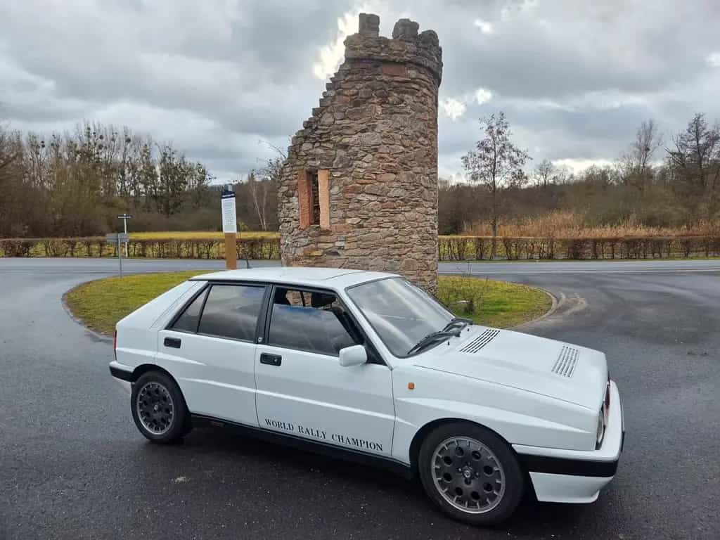 Lancia Delta Integrale 16V weiß H-Zulassung Oldtimer 07/1991-photo-2