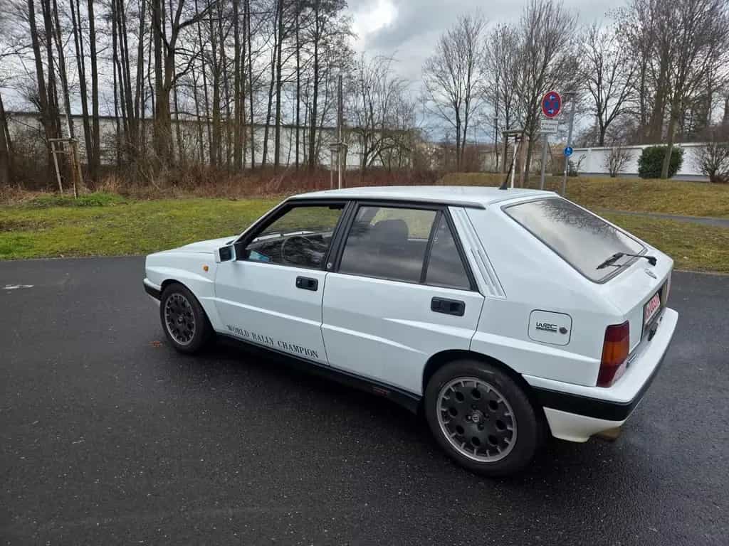 Lancia Delta Integrale 16V weiß H-Zulassung Oldtimer 07/1991-photo-3