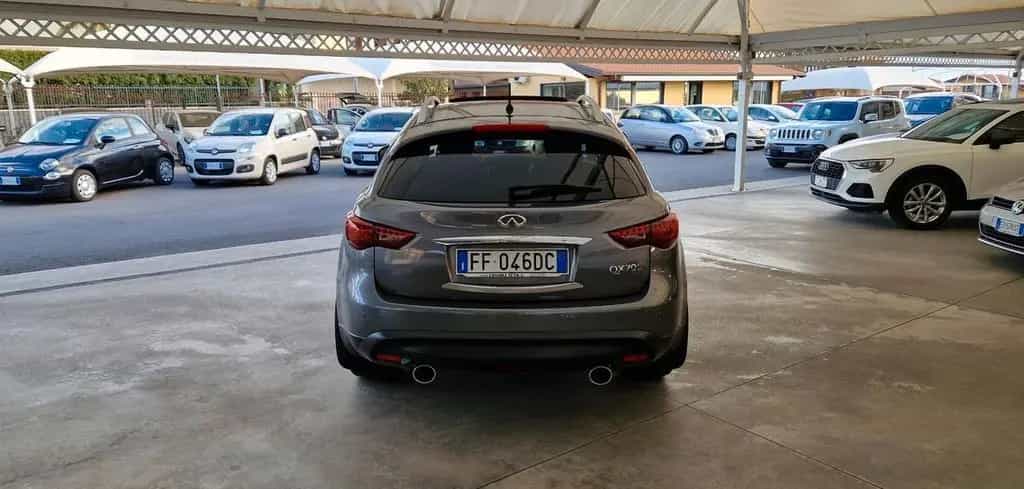 Infiniti QX70 3.0 diesel V6 AT S Premium 08/2016-photo-5