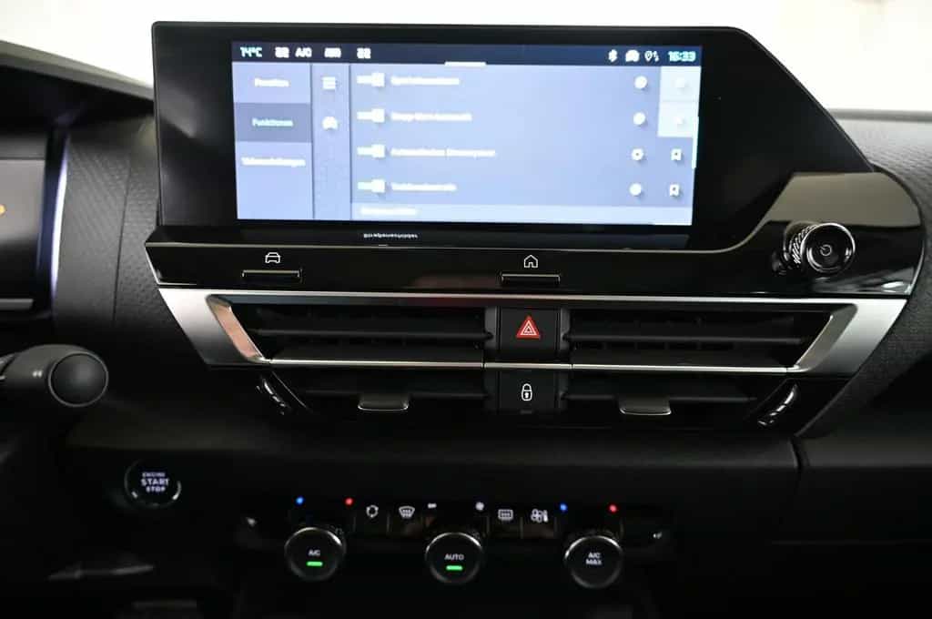Citroën C4 X 1.2 PT EAT8 130 MAX LED/NAV/SOUND/PANO/H-UP 04/2024-photo-16
