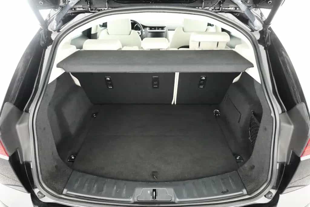 Jaguar E-Pace 2.0 R-Dynamic SE AWD LED Kamera AHK Leder 10/2019-photo-25
