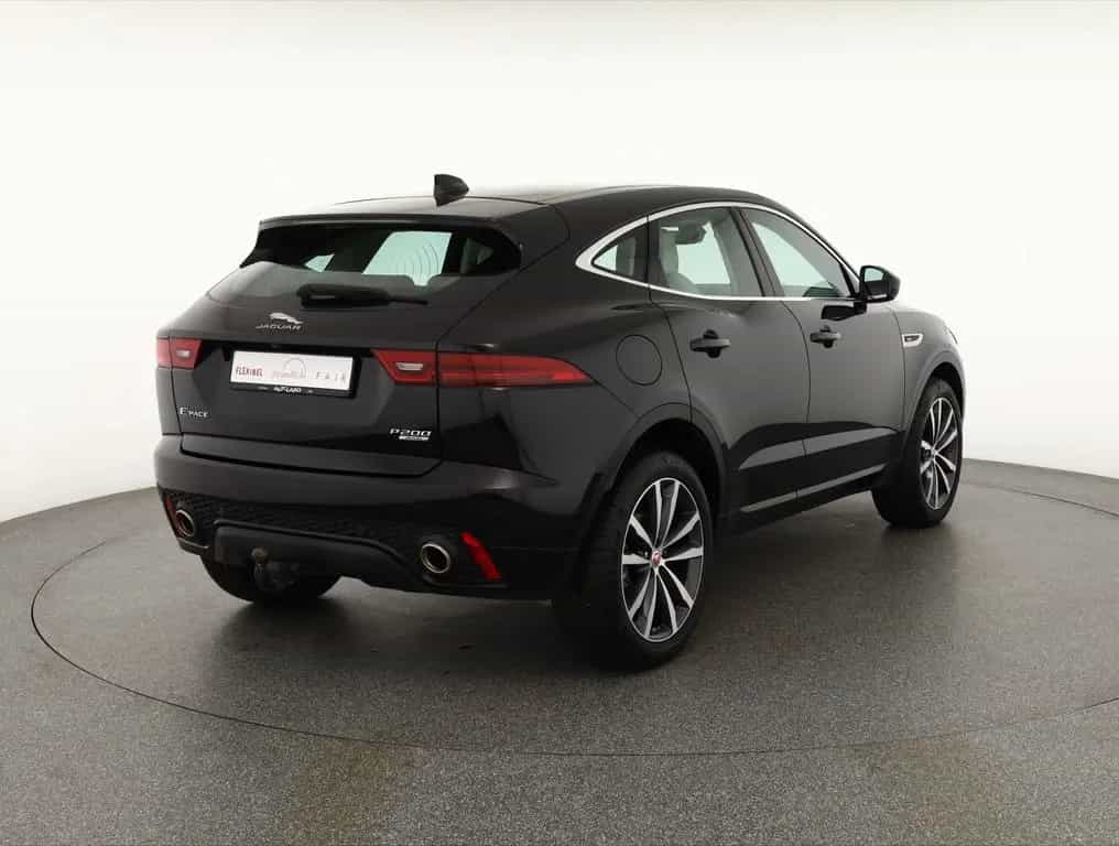 Jaguar E-Pace 2.0 R-Dynamic SE AWD LED Kamera AHK Leder 10/2019-photo-3