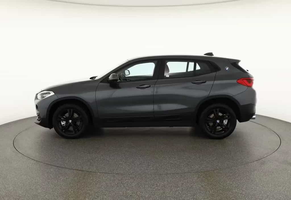 BMW X2 20i sDrive Advantage LED Navi Sitzheizung PDC 10/2019-photo-1