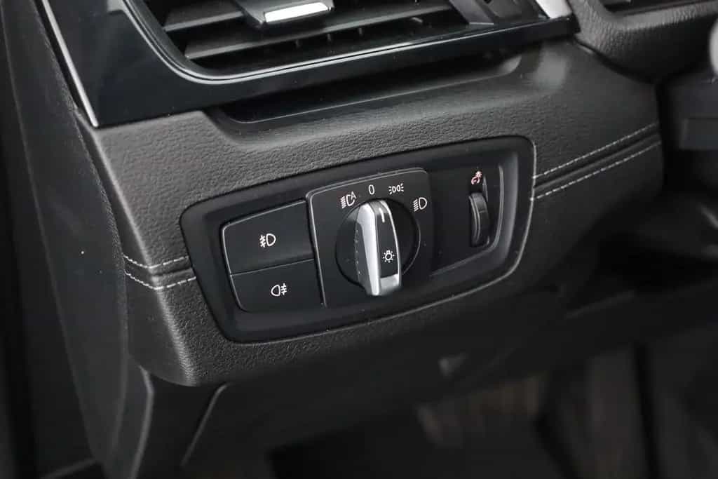 BMW X2 20i sDrive Advantage LED Navi Sitzheizung PDC 10/2019-photo-20