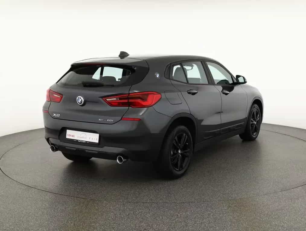 BMW X2 20i sDrive Advantage LED Navi Sitzheizung PDC 10/2019-photo-4