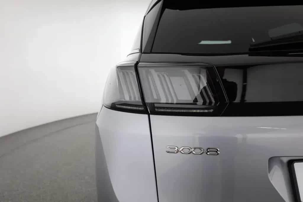 Peugeot 3008 GT 1.2 PureTech 130 Aut. LED ACC Navi 03/2023-photo-29