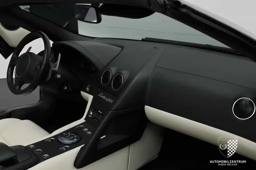 Lamborghini Murciélago Roadster 6.2 V12/Sammlerzustand/Lift 05/2005-photo-12