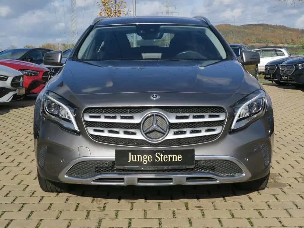 Mercedes-Benz GLA-Class 200 Urban Business-Paket LED GarminMap 05/2020-photo-1