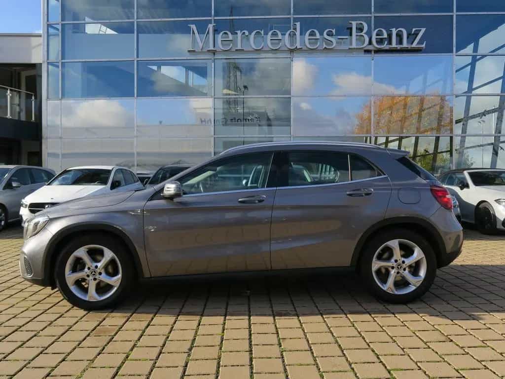 Mercedes-Benz GLA-Class 200 Urban Business-Paket LED GarminMap 05/2020-photo-2