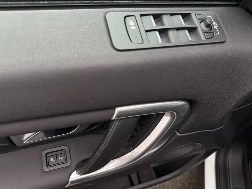Land Rover Discovery Sport HSE 2.0 Td4 Aut.*Meridian*Leder* 08/2019-photo-14